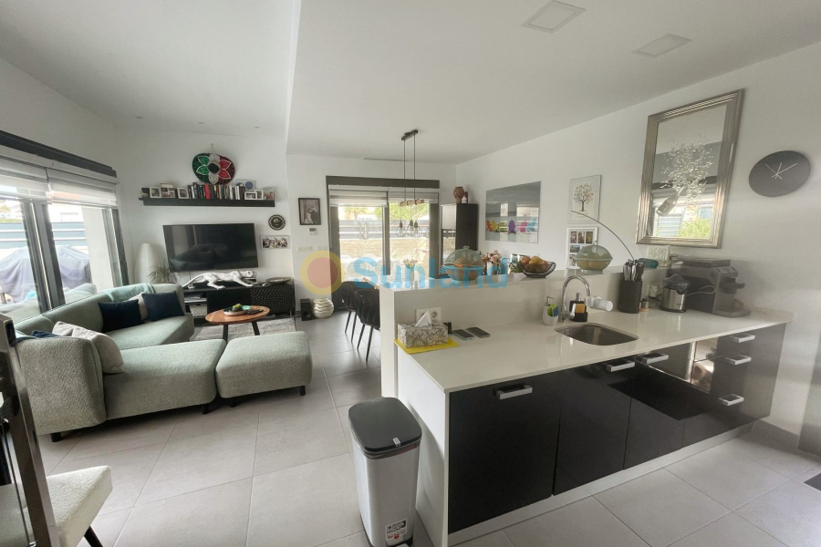 Segunda mano - Semi-detached - Ciudad Quesada - Pueblo Bravo