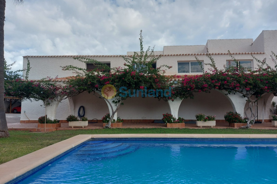 Använda fastigheter - Villa - La Manga del Mar Menor