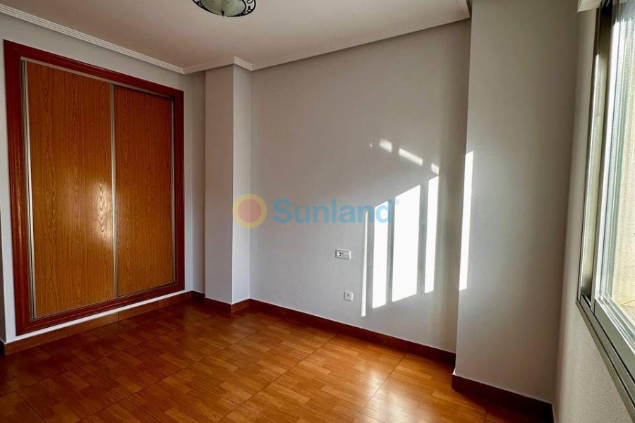 Resale - Apartment - Torrevieja