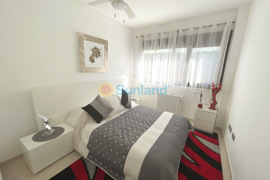 Segunda mano - Chalet - Ciudad Quesada - Pueblo Bravo