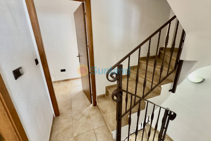 Resale - Villa - Guardamar del Segura - 