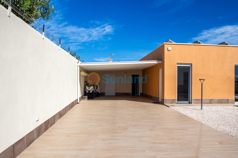 Segunda mano - Chalet - Torrevieja - La Siesta