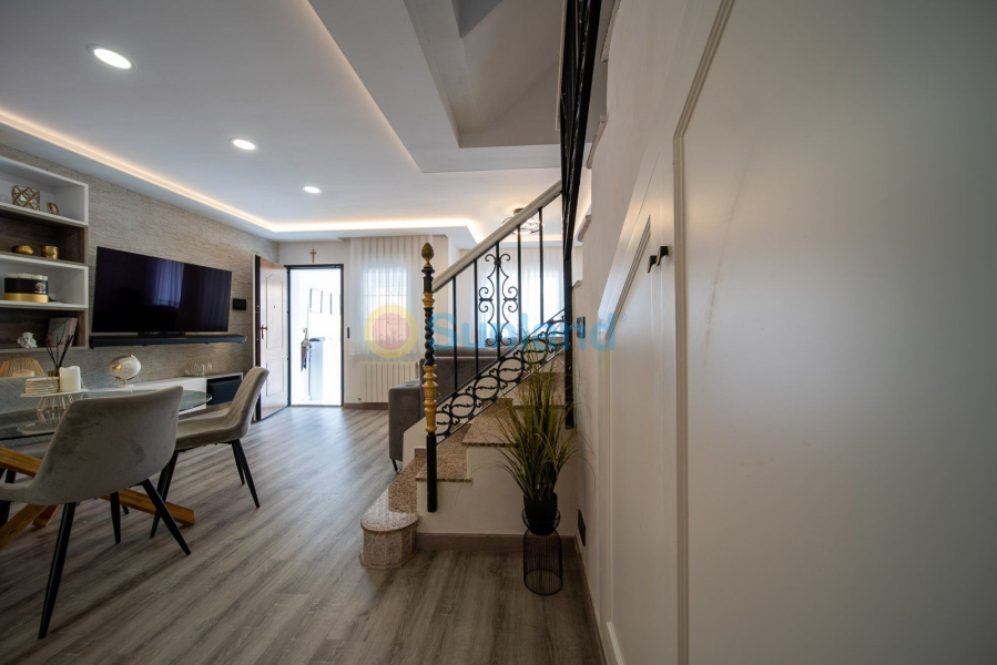 Segunda mano - Casa de Pueblo - Orihuela Costa - PAU 26