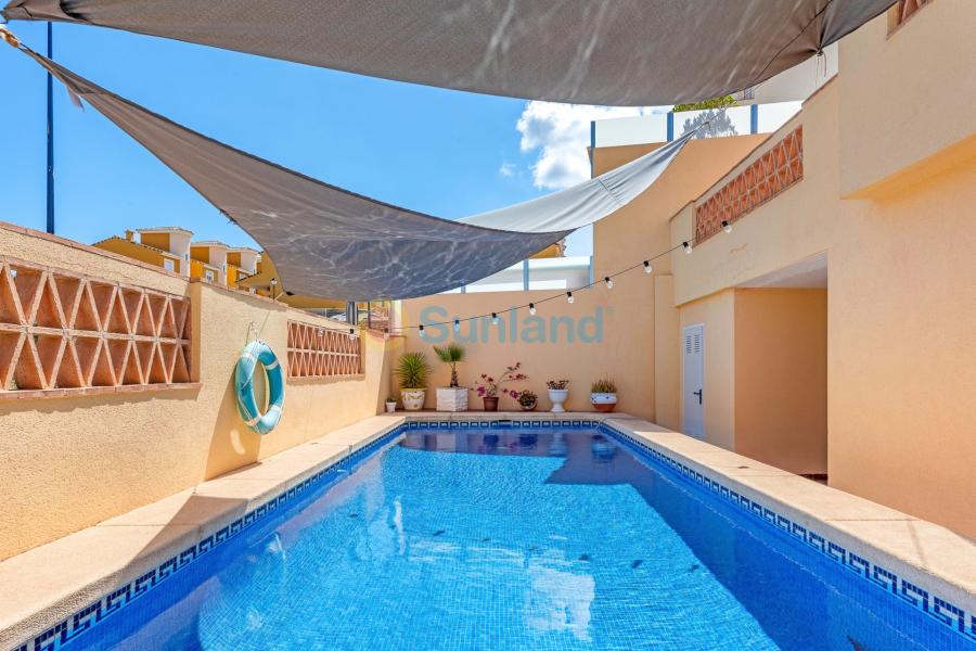 Resale - Villa - Alfas del Pi - Alfas Del Pi