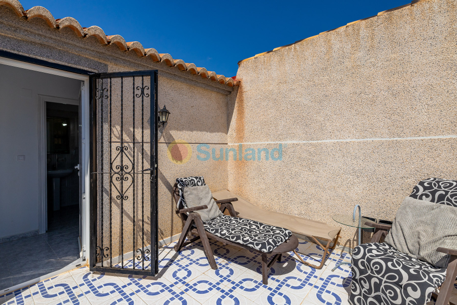 Segunda mano - Casa de Pueblo - Torrevieja - Torreta - florida