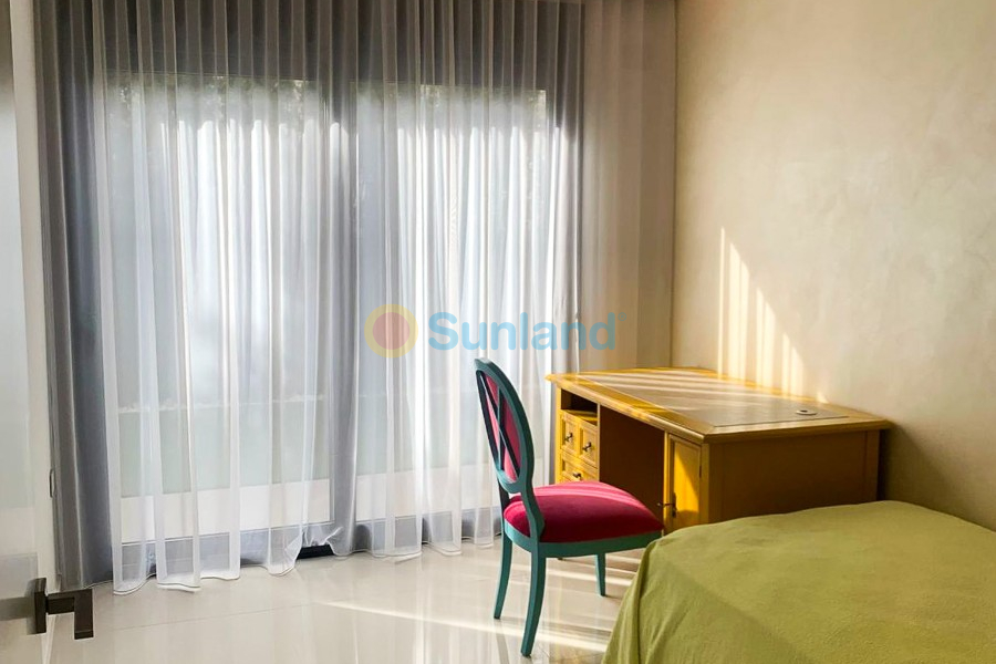 Segunda mano - Chalet - Orihuela Costa - Campoamor