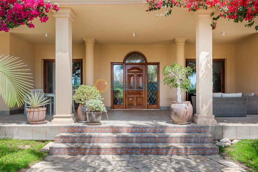 Resale - Villa - Elche - 