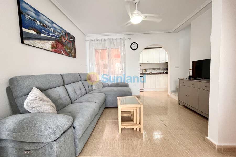 Resale - T - Avileses