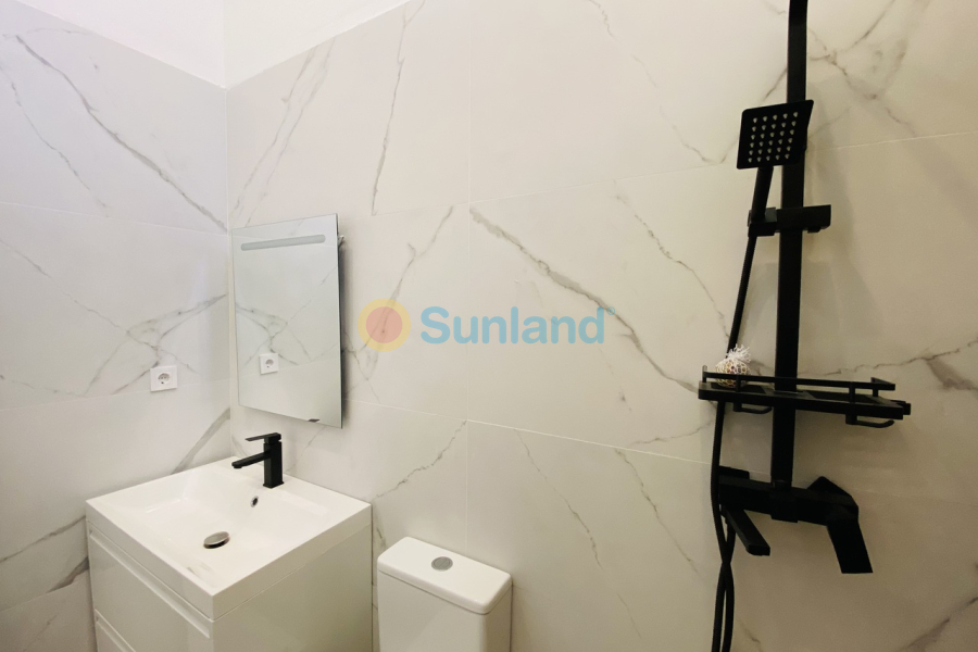 Segunda mano - B - Playa Flamenca