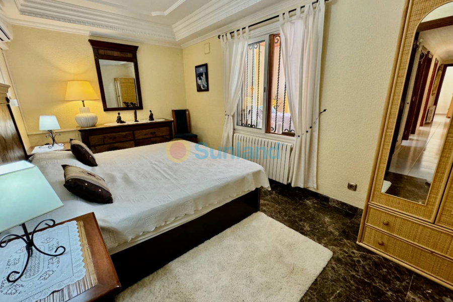 Segunda mano - Country house - Castalla