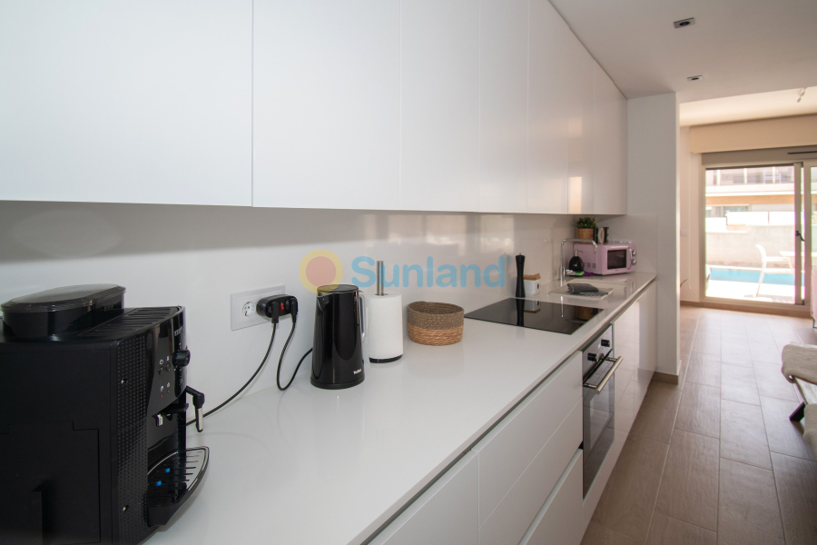 Använda fastigheter - Villa - Orihuela Costa - Villamartin