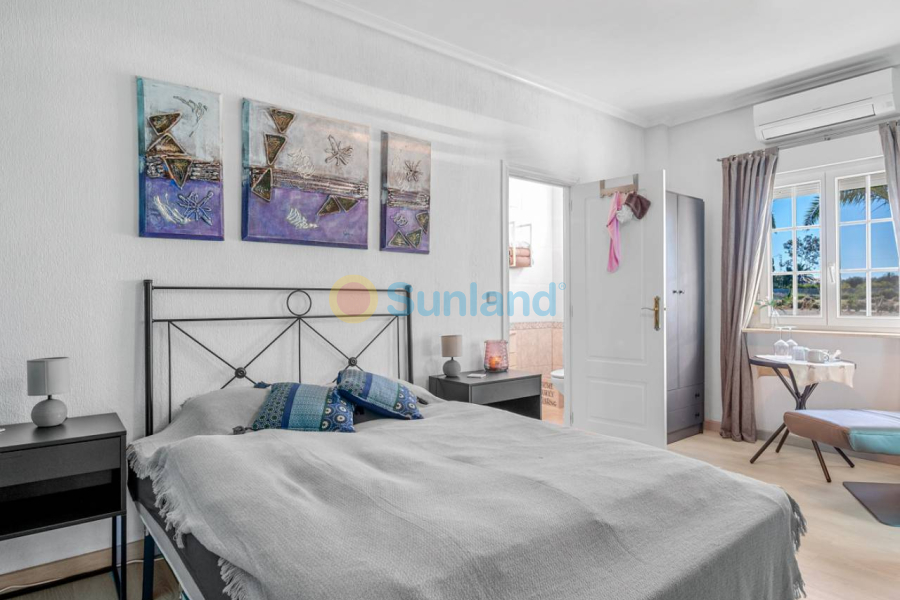 Segunda mano - Country house - Los Montesinos