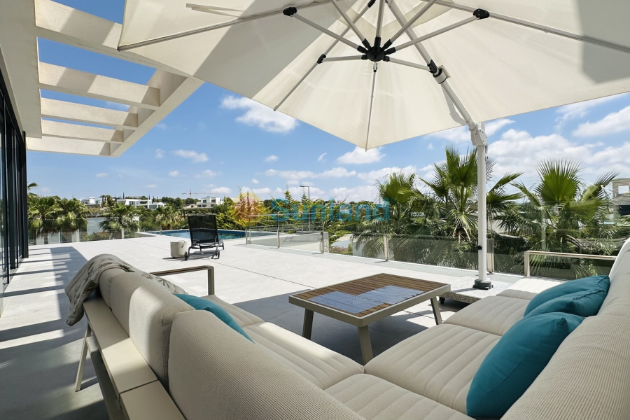 Resale - V - Las Colinas Golf Resort