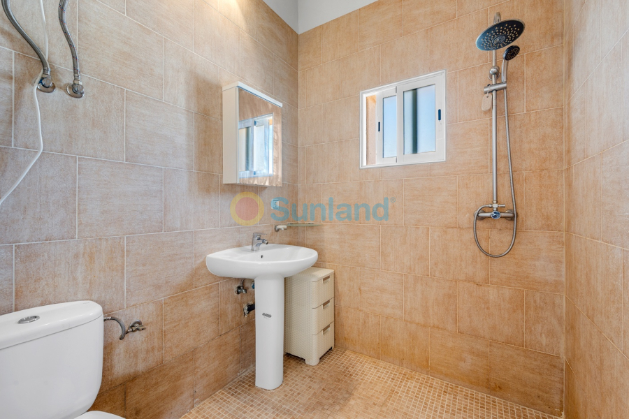 Resale - Country estate - Almoradí - Las Heredades