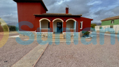 Resale - Country house - Orihuela