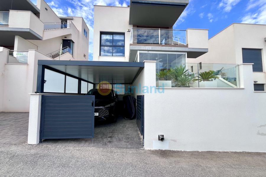 Resale - A - San Miguel De Salinas