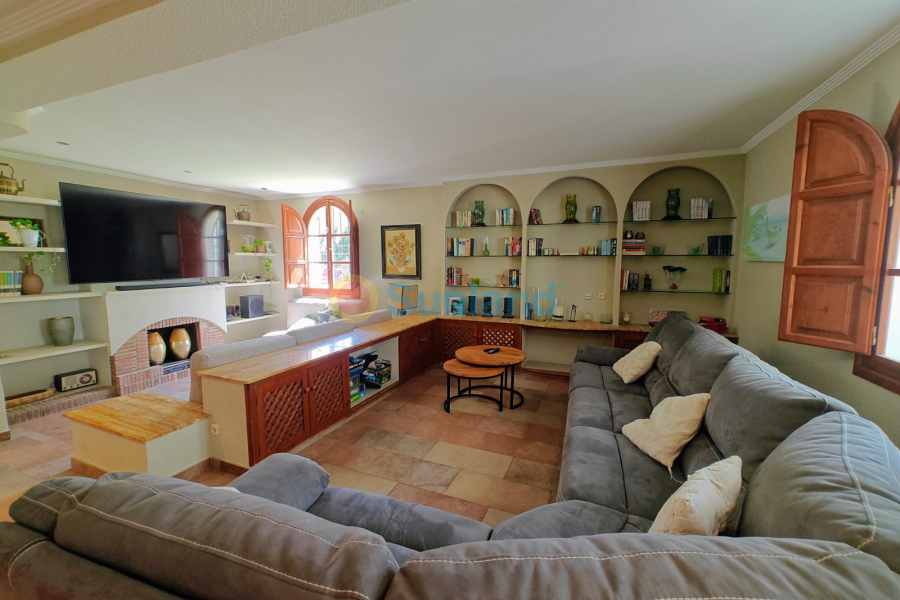 Resale - Villa - Elche - 