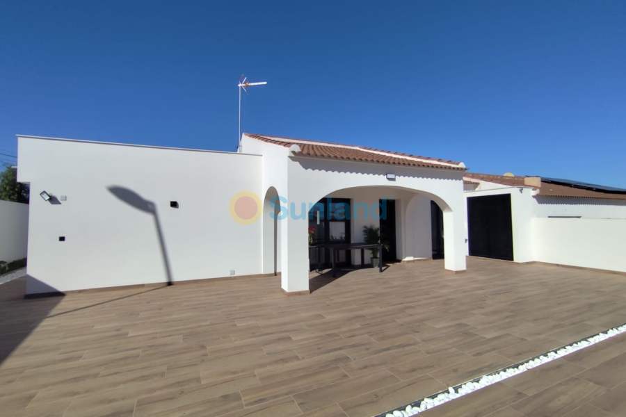 Segunda mano - Chalet - Orihuela - Los Balcones