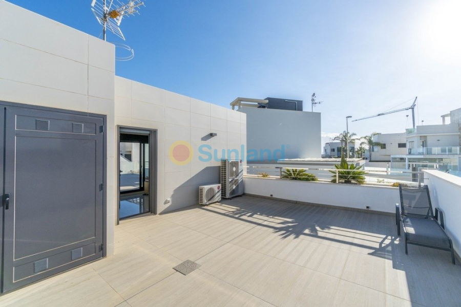 Resale - Villa - Orihuela Costa - Agua Marina