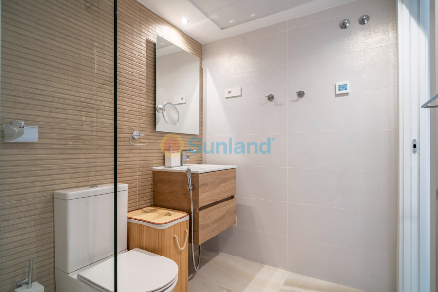 Resale - Apartment - Torrevieja - Punta Prima