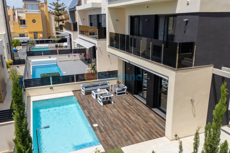 Använda fastigheter - Villa - Orihuela Costa - Lomas De Cabo Roig