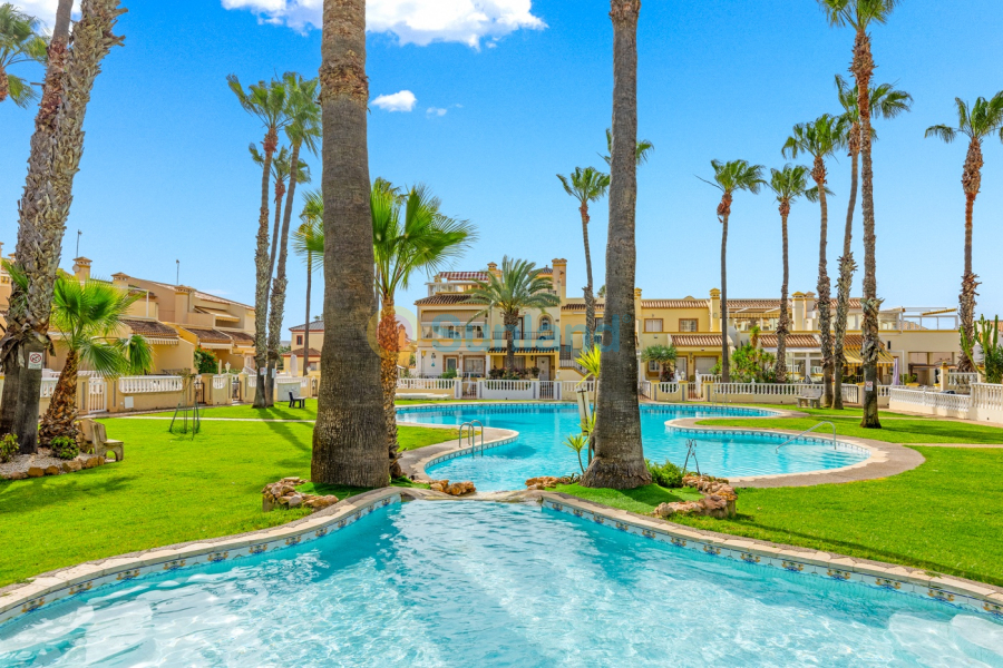 Resale - Quad house - Orihuela Costa - Playa Flamenca