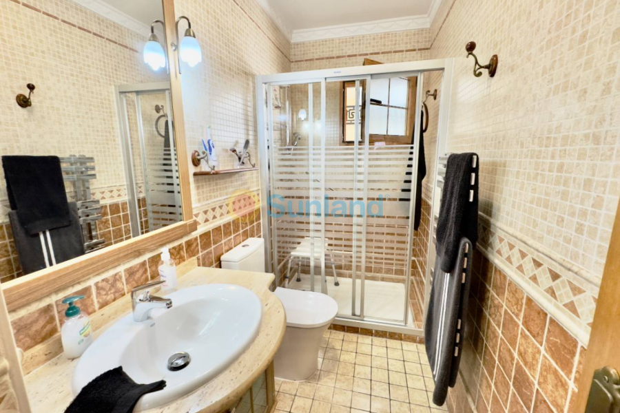 Resale - Villa - Benijofar