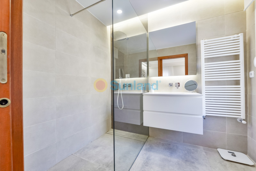 Resale - Villa - Altea - Sierra de Altea