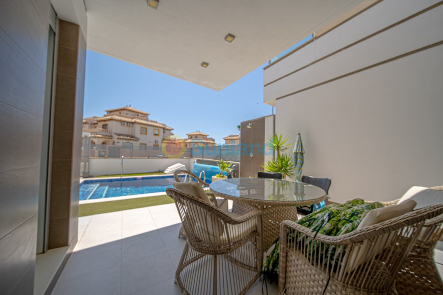 Resale - Villa - Orihuela Costa - Lomas De Cabo Roig
