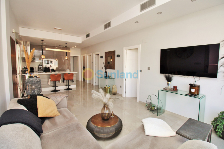 Använda fastigheter - Villa - Villamartin