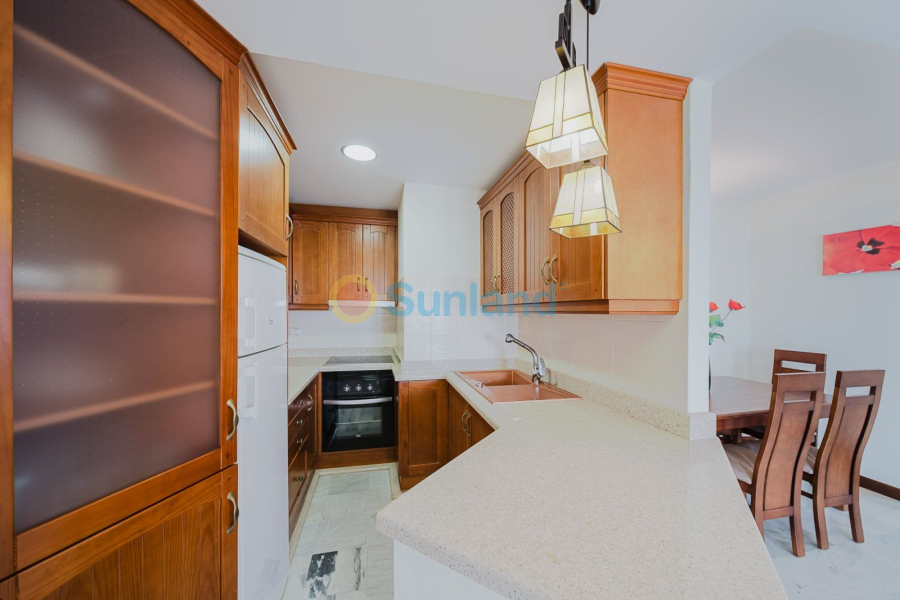 Resale - Apartamento - Torrevieja - Playa de Los Locos