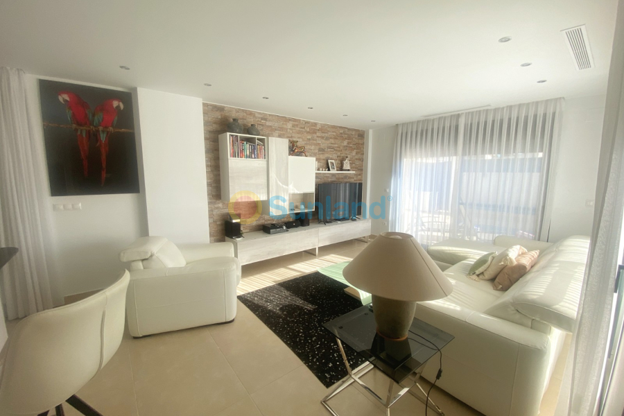 Resale - Semi-detached - Ciudad Quesada - Pueblo Bravo