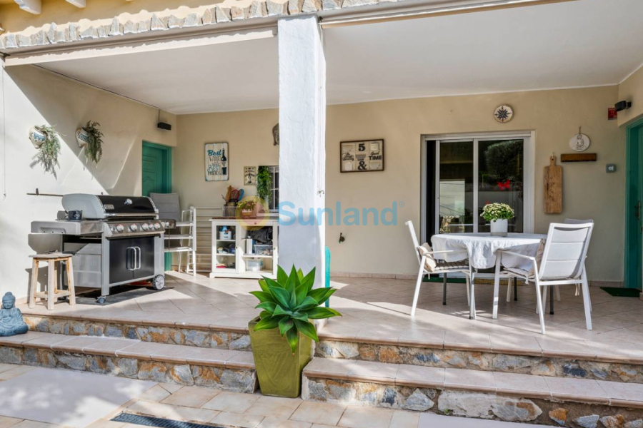 Brukte eiendommer - Villa - Algorfa - Castillo de montemar