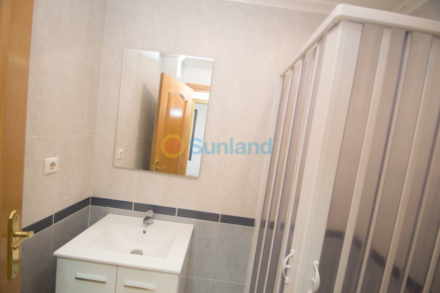 Segunda mano - Apartamento - Orihuela - San Isidro