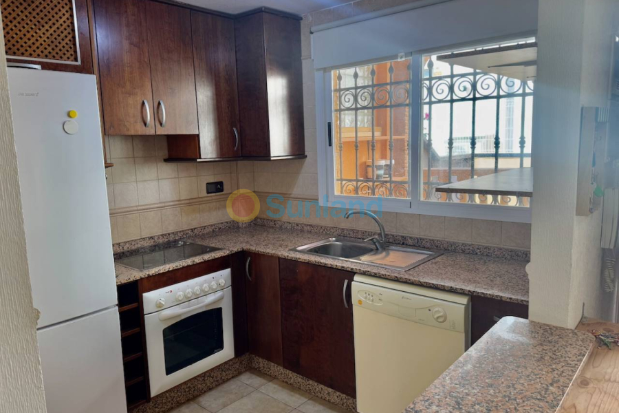 Resale - Villa - Guardamar del Segura - 