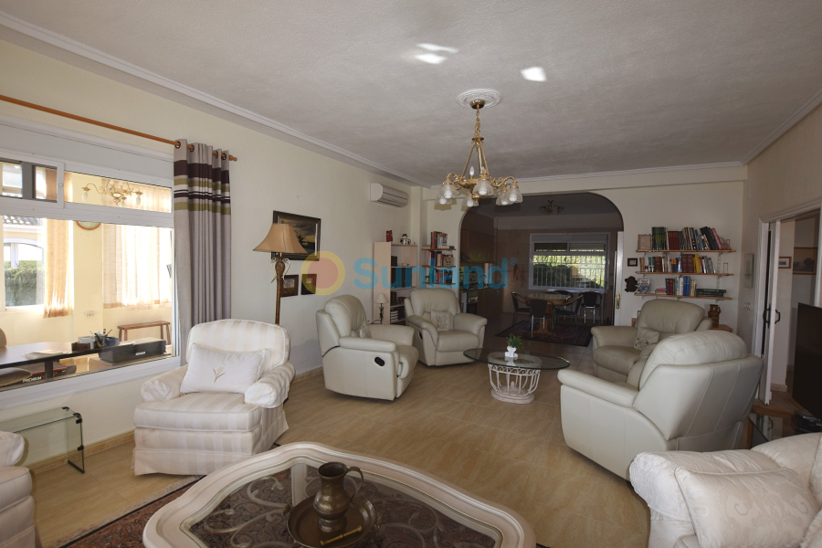 Resale - Detached Villa - Ciudad Quesada - Central Quesada