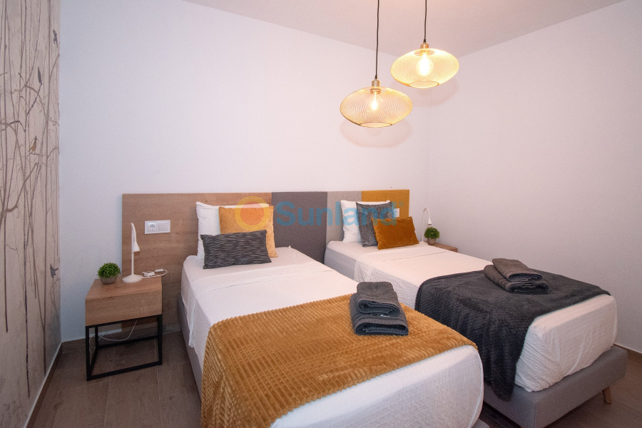 Använda fastigheter - Villa - Orihuela Costa - Villamartin