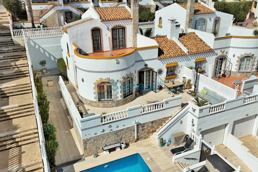 Använda fastigheter - Villa - Villamartin - Los Dolses