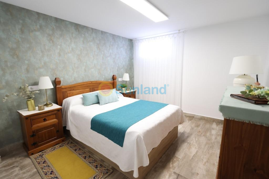 Segunda mano - V - San Miguel De Salinas - Las filipinas