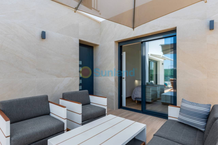 Вторичка - Bилла - Ciudad Quesada