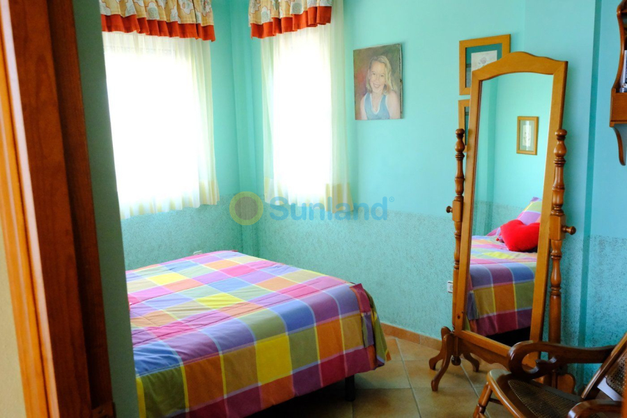 Segunda mano - Chalet - Orihuela