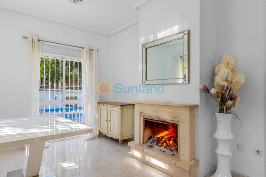 Segunda mano - Chalet - Ciudad Quesada - Doña Pepa