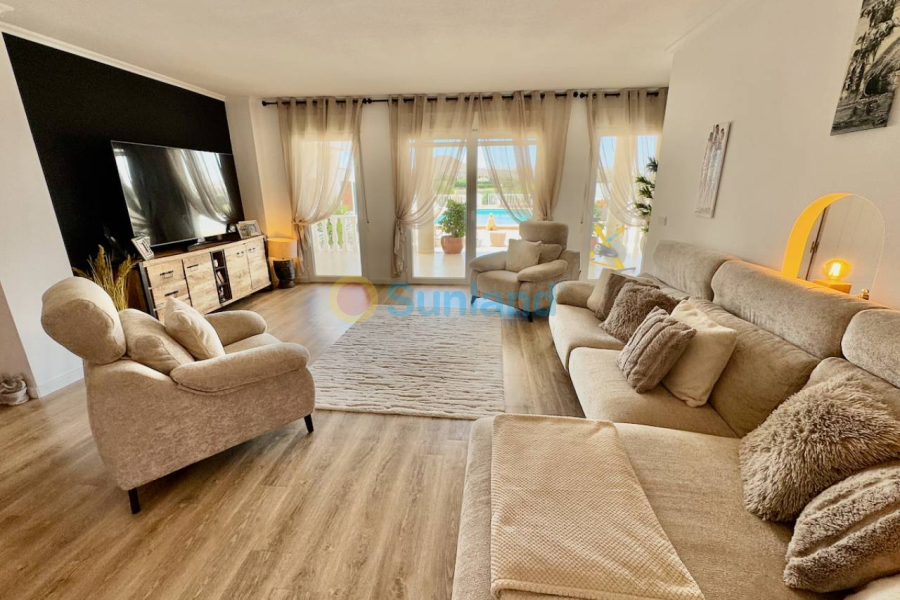 Använda fastigheter - Villa - Rojales