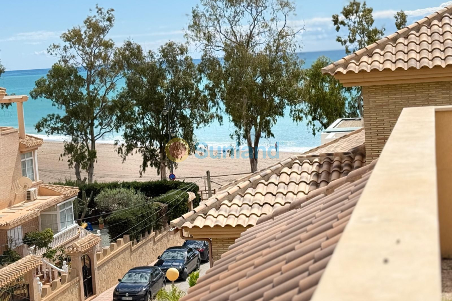 Använda fastigheter - Villa - Bolnuevo