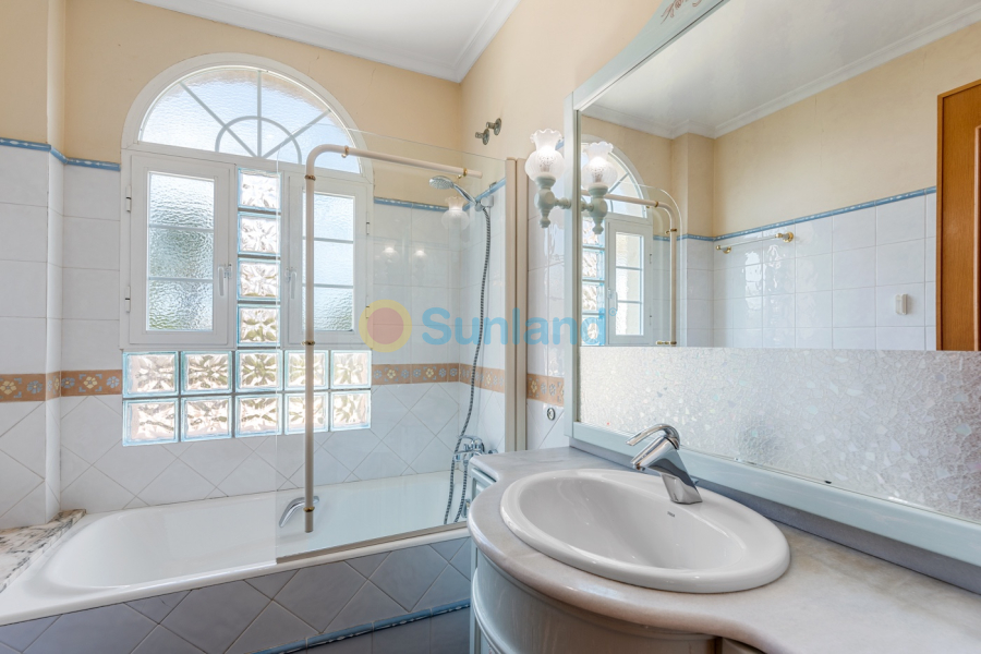 Segunda mano - Chalet - Elche/Elx