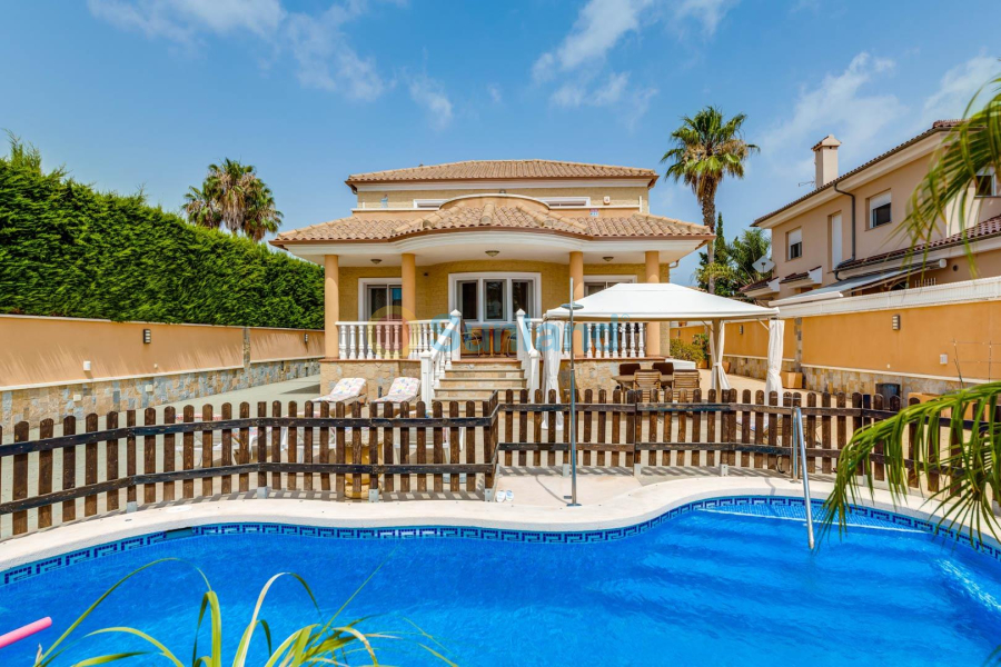 Resale - Villa - San Javier - 