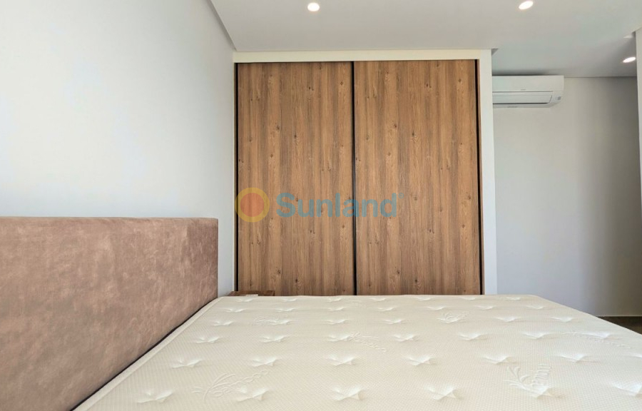 Resale - Detached Villa - Benijofar