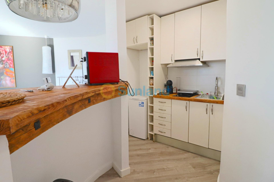 Resale - Villa - El Campello - 