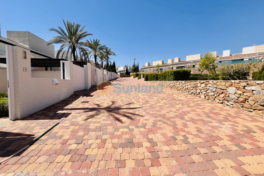 Brukte eiendommer - T - Sucina