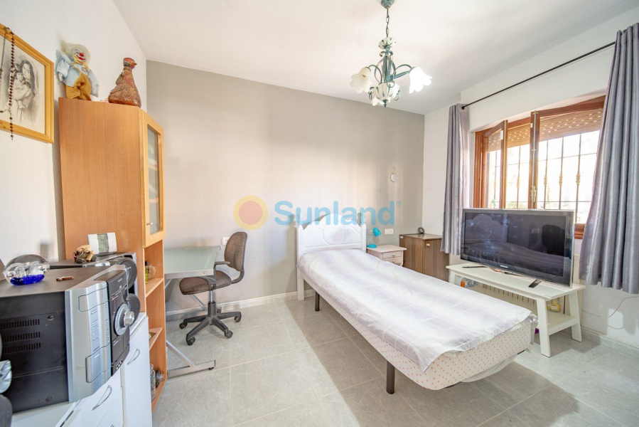 Brukte eiendommer - Villa - Orihuela Costa - Las Filipinas